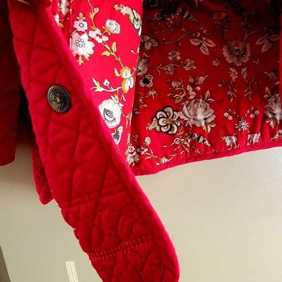 Denim & Co Reversible Quilted Jacket With Floral Print & Solid Red Design Button - Picture 13 of 16